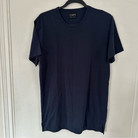 Cuts Clothing Split Hem Men’s Large Navy Blue T-Shirt - Picture 1 of 5
